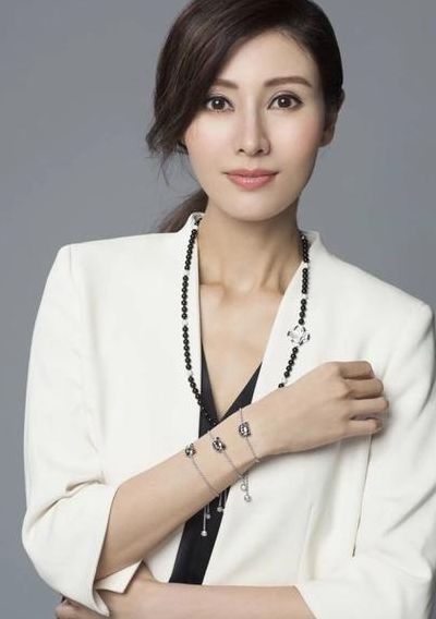 李嘉欣自曝胖了14斤（李嘉欣自曝胖了14斤视频）