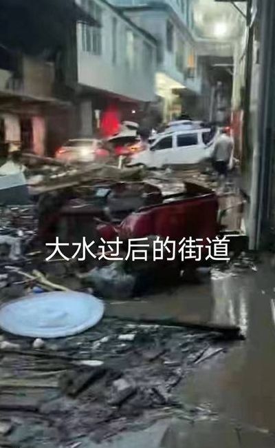 云南昭通暴雨（云南昭通暴雨致多条道路交通中断）